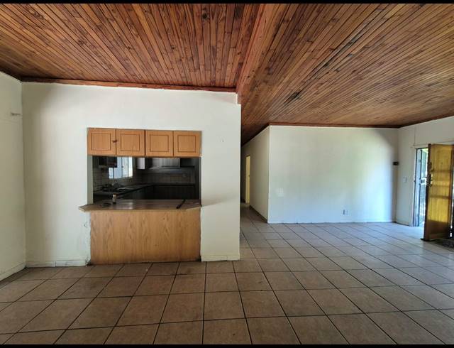 3 BEDROOM FREESTANDING FOR SALE IN ELANDSRAND